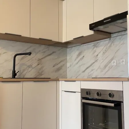 Апартаменты Lumineux Avec Loggia, Vue Sur Le Port,