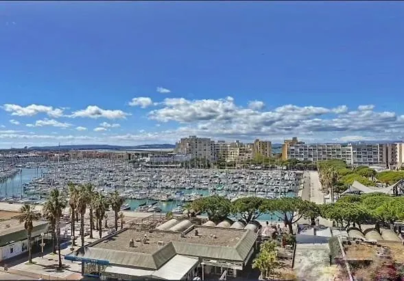 Lumineux Avec Loggia, Vue Sur Le Port, *