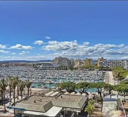 Grand Studio Lumineux Vue Sur Port 3 Min Plage 4 Personnes *